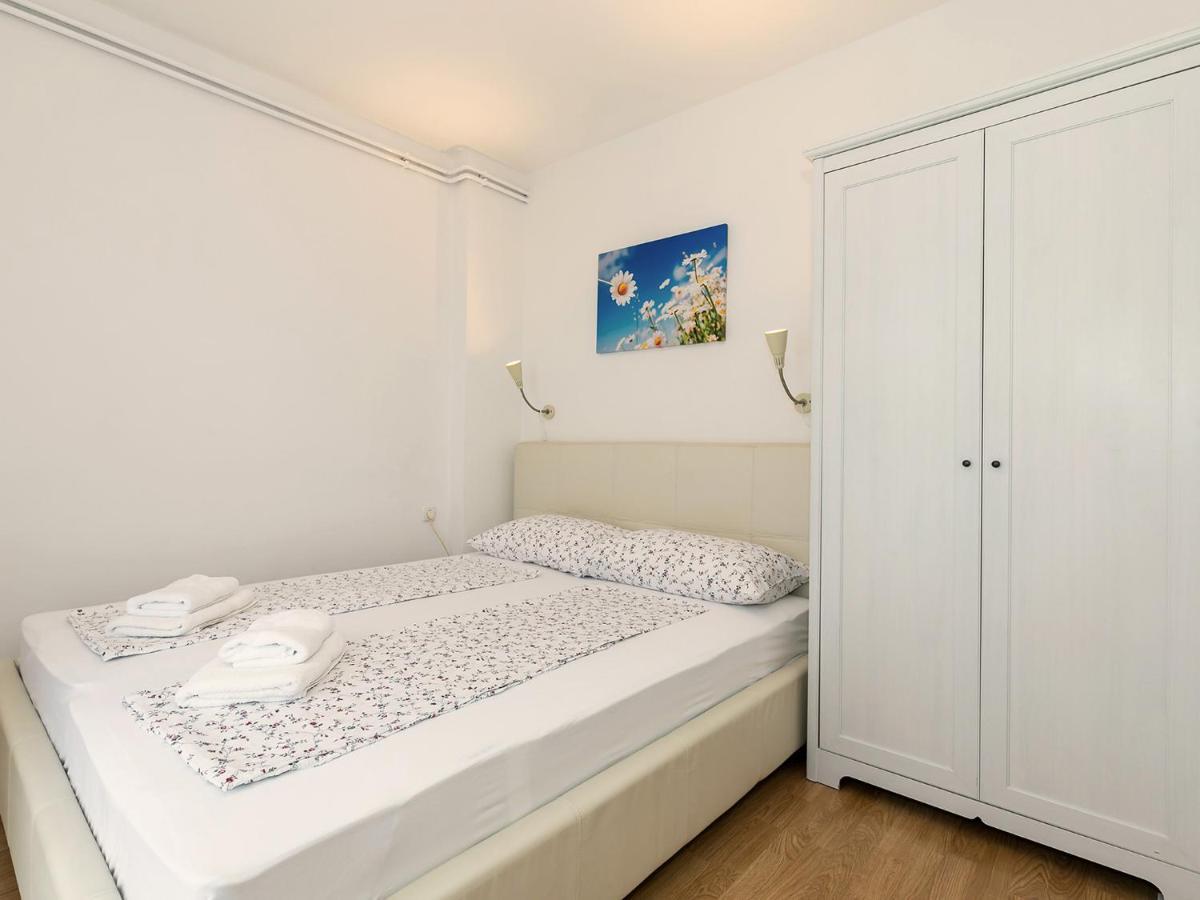Spadici Apartment